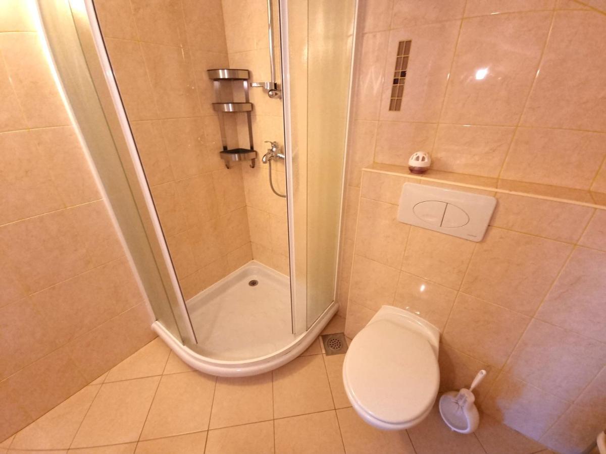 Kay Apartment