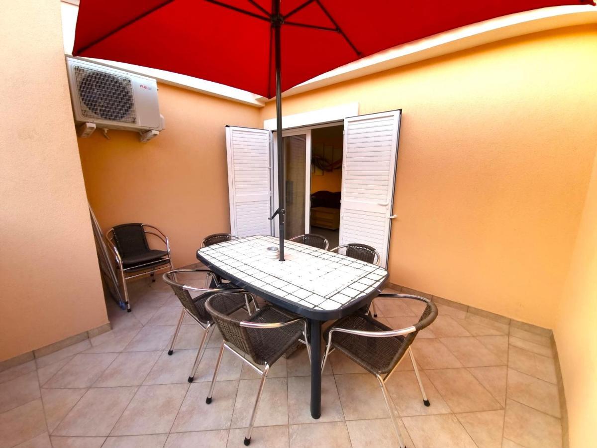 Kay Apartment